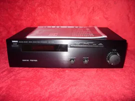 Yamaha DSP-E390 Natural Sound Digital Sound Field Processor Amplifier Verstrker